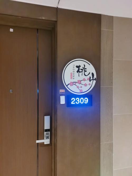 金融城电梯广告投放价格全解析（2025最新版）